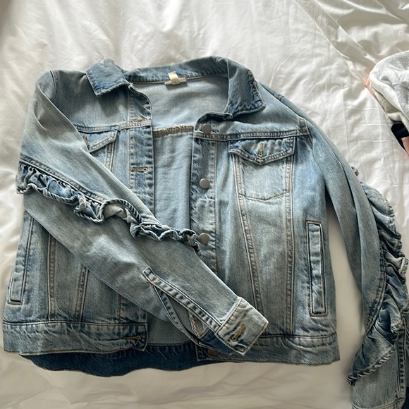 BP Detailed Jean Jacket - Picture 1 of 2